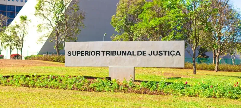 Condomínio pode responder por furto se falhar no controle de acesso de visitantes, decide STJ